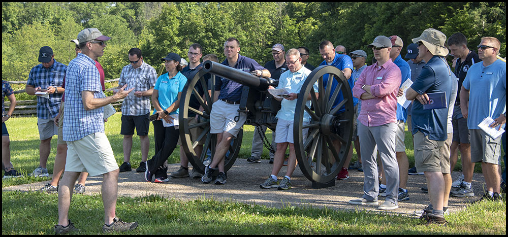 DDE Students attending a Gettysburg Staff Ride.